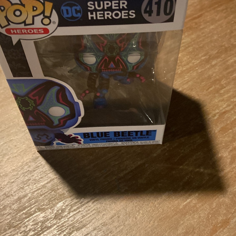 Funko POP! Heroes: Dia De Los Muertos Blue Beetle